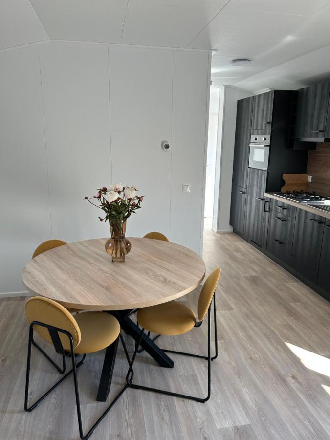 Breezy Beach Chalet Petten Eksteriør billede
