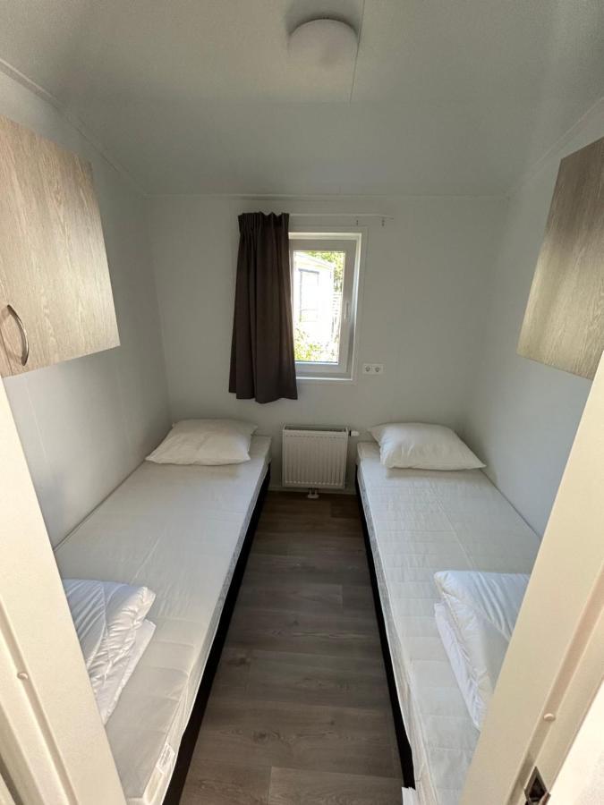 Breezy Beach Chalet Petten Eksteriør billede